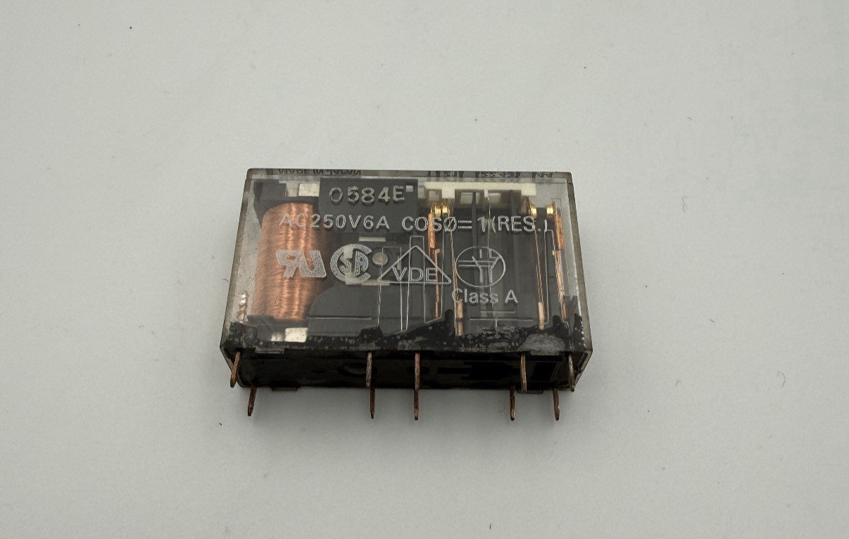 OMRON G7SA-2A2B RELAY 24VDC LOT OF (11) #00