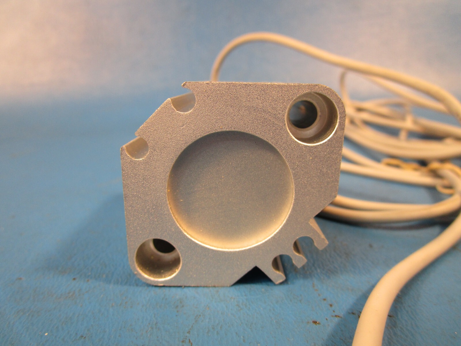 SMC CDQ2B25-15DZ-A 73LS cylinder, CQ2-Z 145 PSI COMPACT CYLINDER