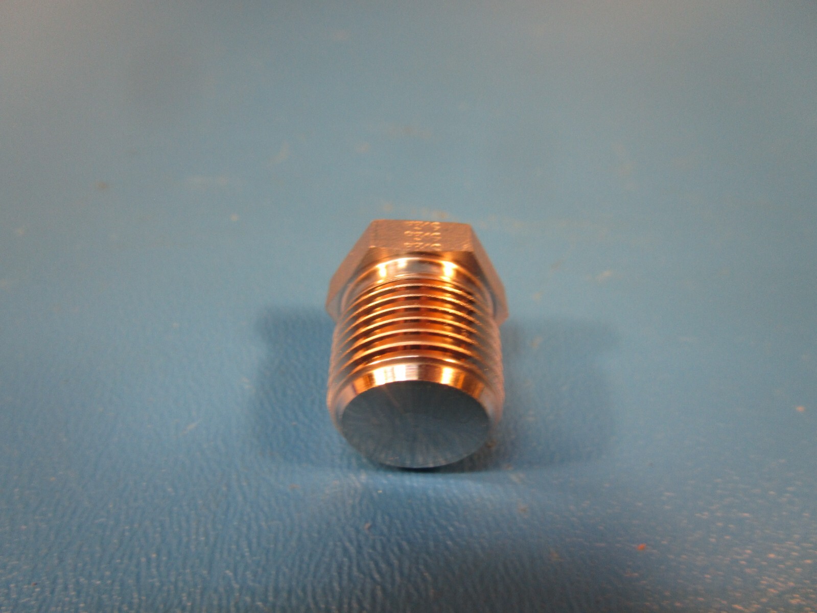 Box of 2 Parker 6-PH-SS-CNQ, Pipe Plug, SS, 3/8″ Hey P316