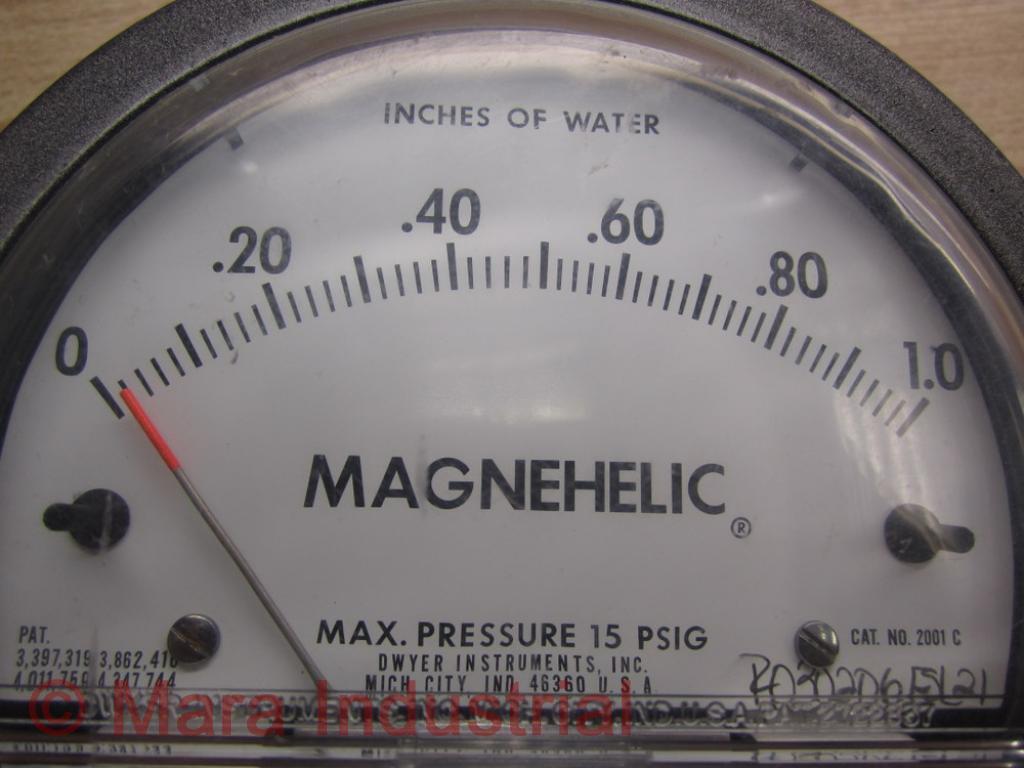 Dwyer 2001-C Pressure Gauge 2001C