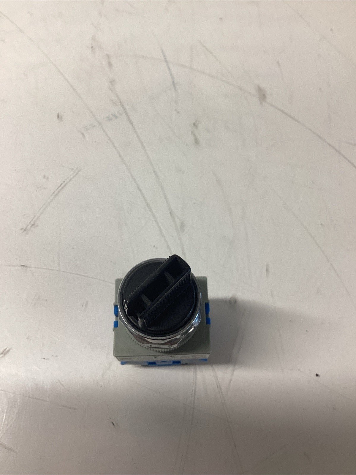 IDEC BLACK SWITCH ASW0201 ASW220 N-660