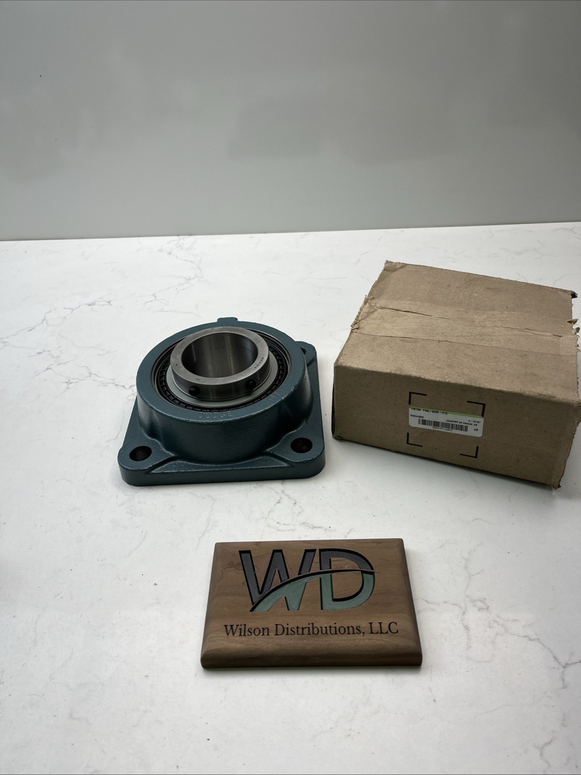 1 NEW DODGE 126196/ 124083 4 BOLT FLANGE W/ SCM 2-15/16″ BORE F4B-SCM-215