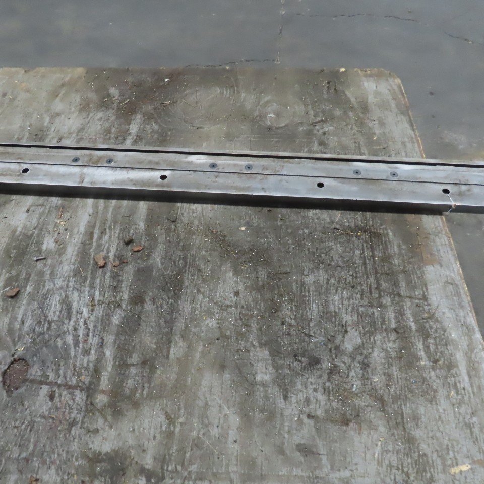 Press Brake Lower Die Holder 84-3/8″ L x 5″ W 5/8″ T-Slot