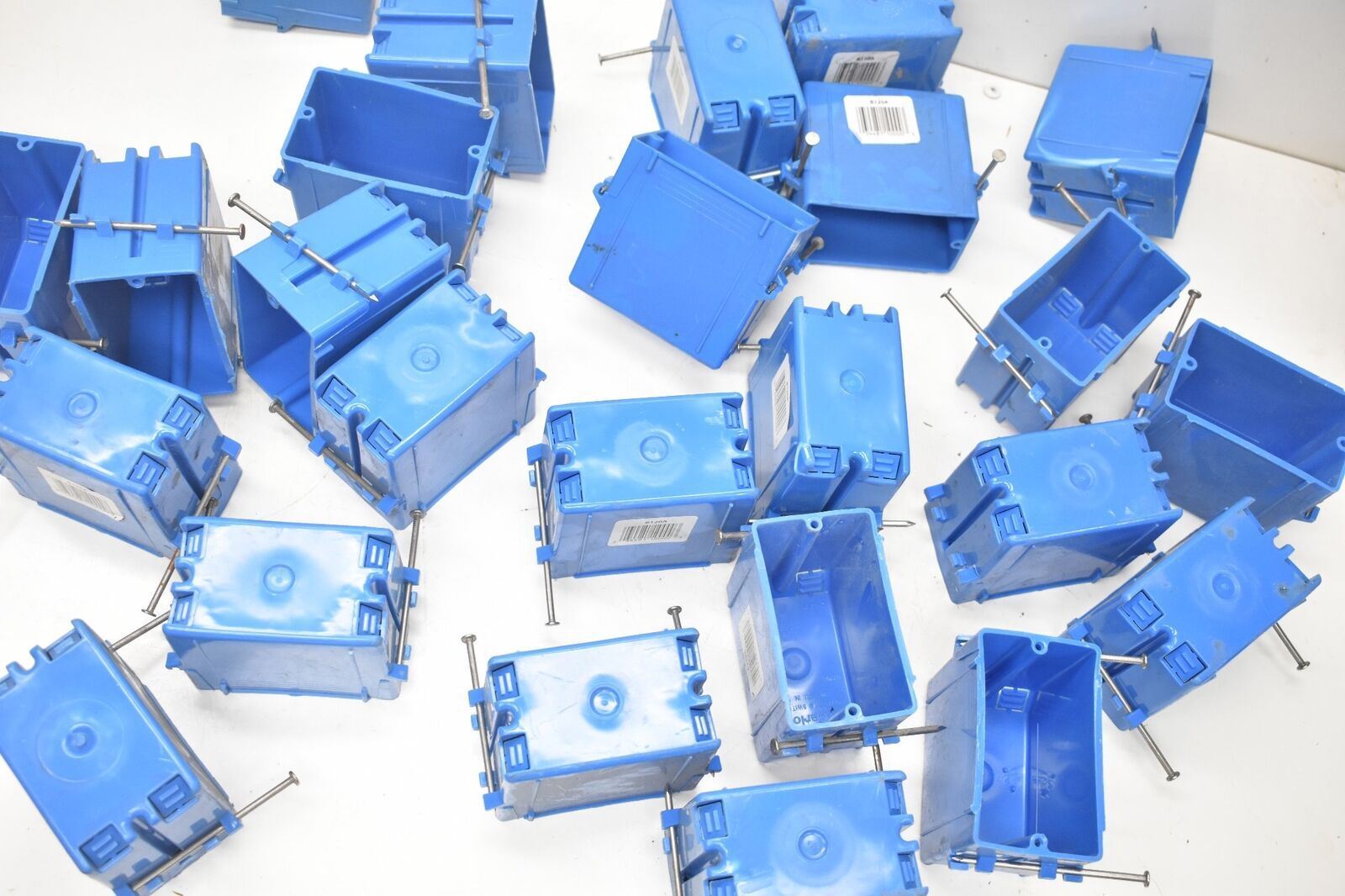Thomas & Betts Carlon Blue 20″ 1 Gang Outlet Box B120A ( Lot of 25 )