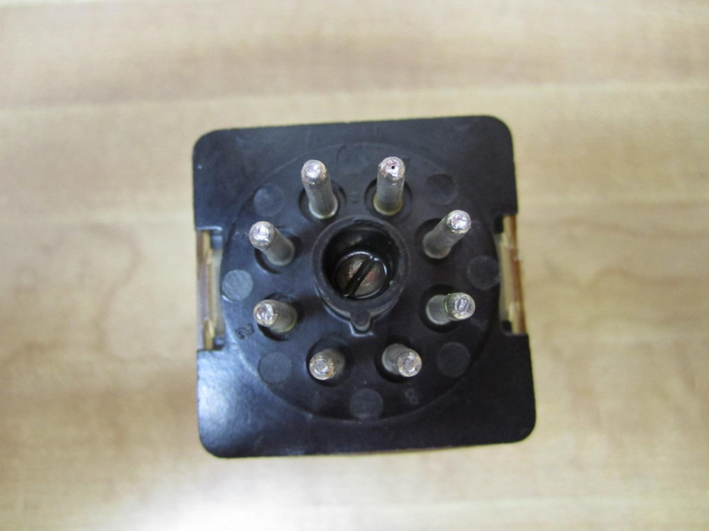 General Electric CR120 HG85J02C Relay