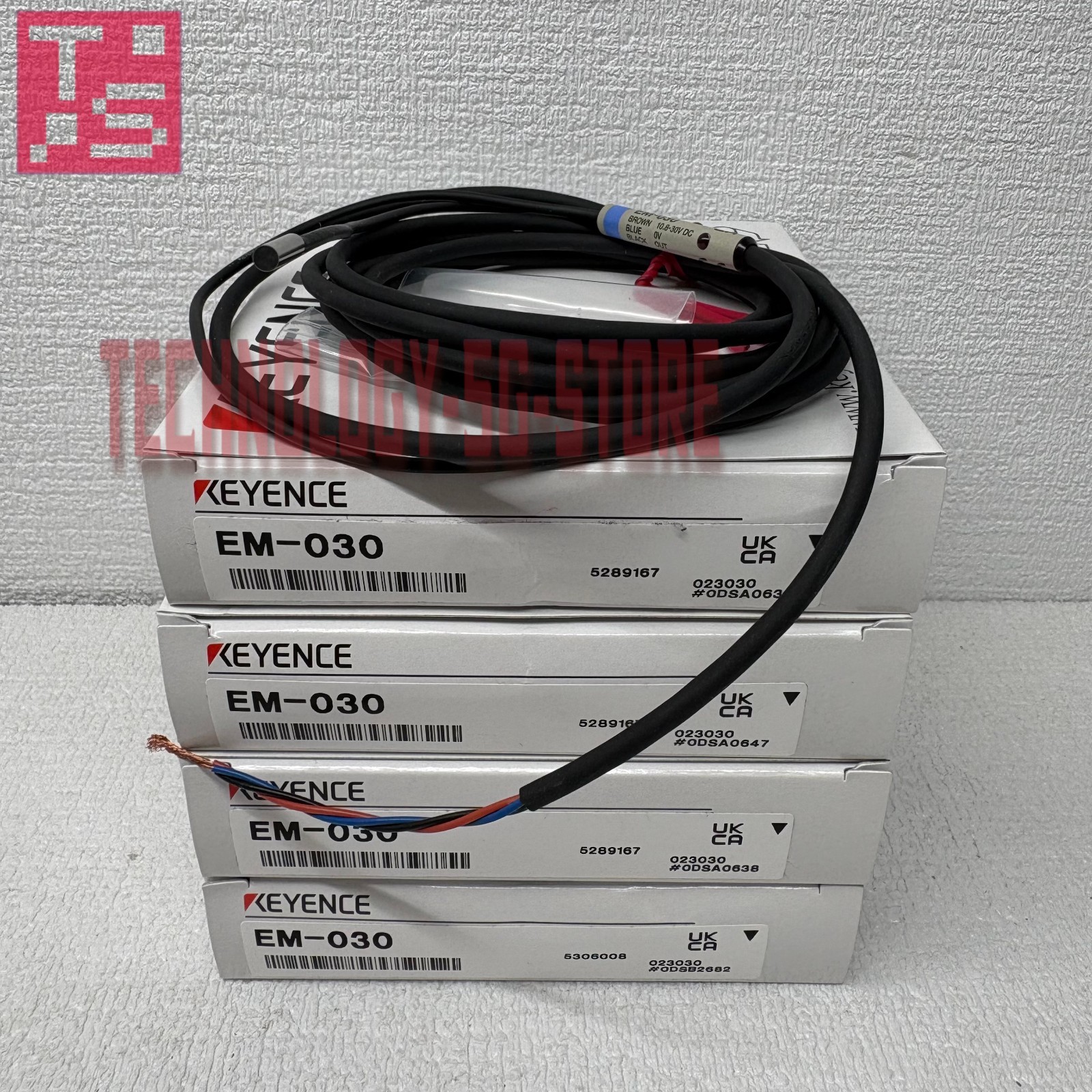 #1pcs new Keyence EM-030 proximity transducer