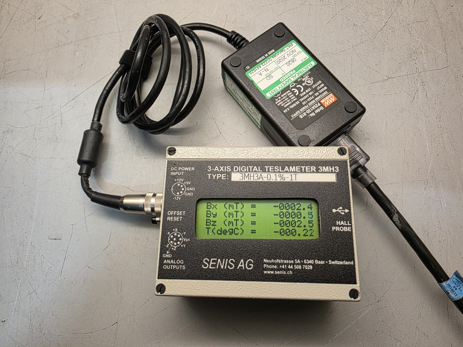 SENIS AG High-performance 3-axis Tesla meter “3MH3” 3MH3A-0.1%-1T