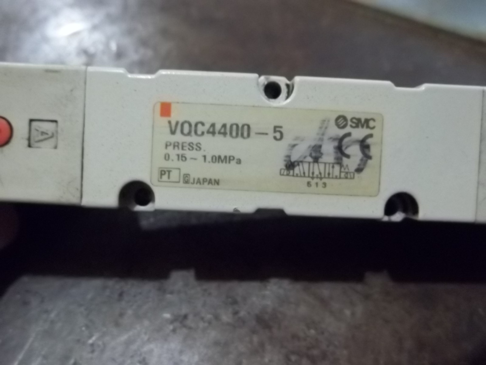 SMC VQC4400-5 PNEUMATIC SOLENOID VALVE (WL54-3)