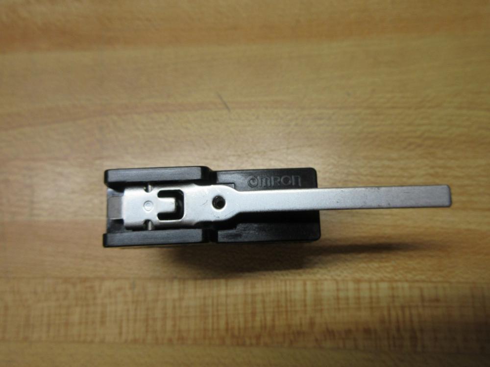 Omron Z-15GW55-B Switch Z15GW55B