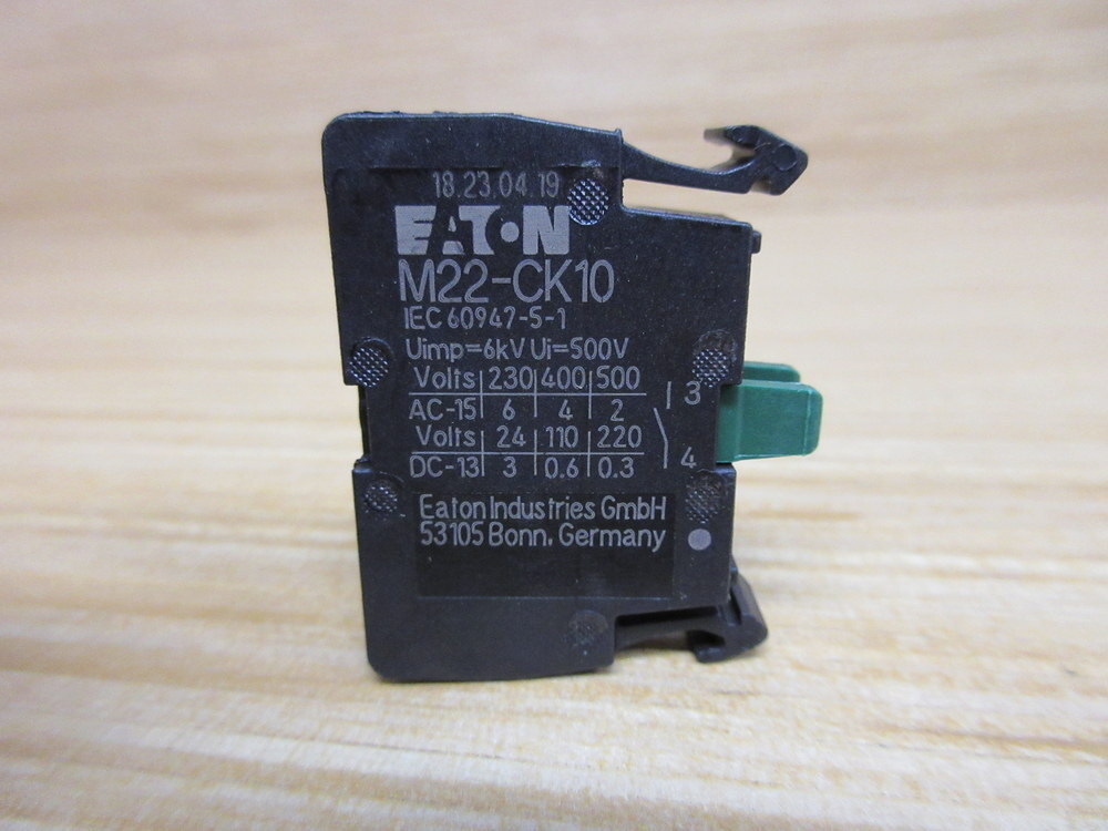 Moeller Klockner M22-CK10 Eaton Contact Block M22CK10
