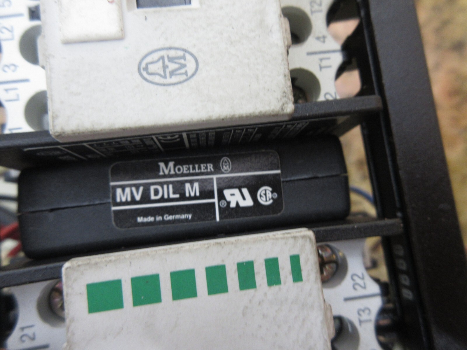 KLOCKNER MOELLER LOT OF CONTACTORS MV DIL M DIL00M-01 50/60HZ 6000V PKZM0-1.6
