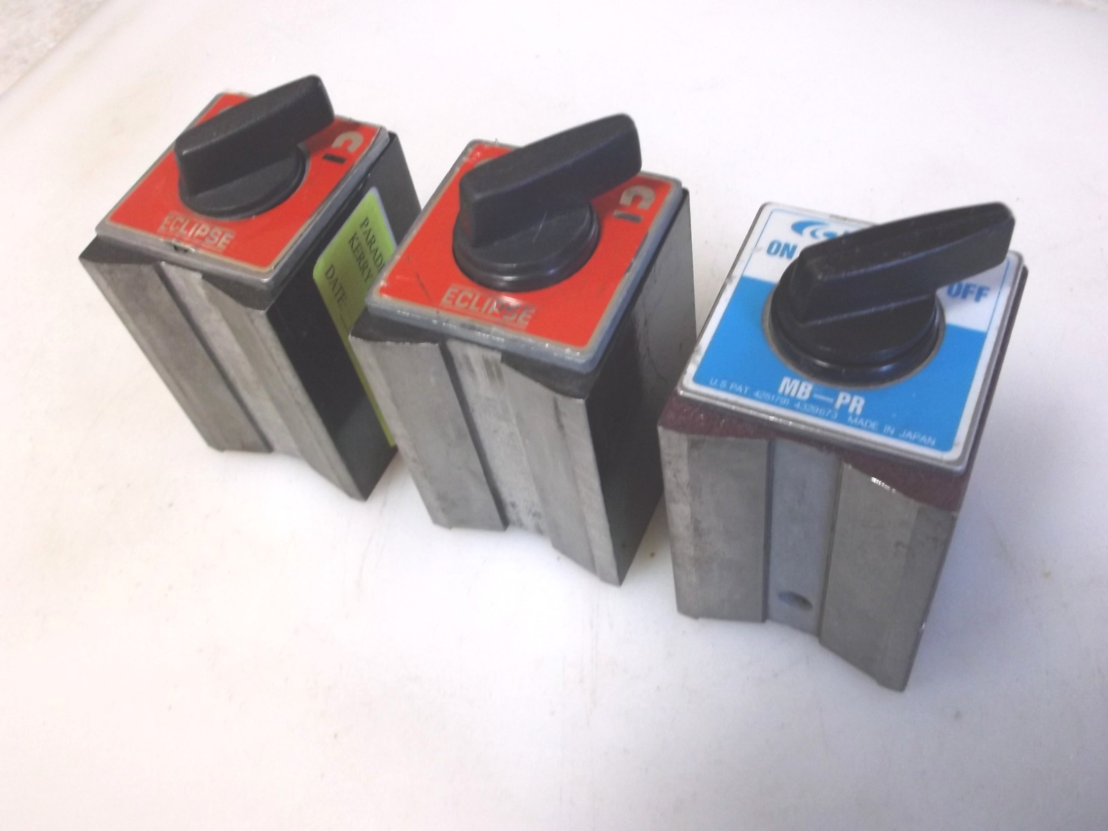 Kanetec MB-PR Eclipse Magnetic Base (Set of 3)
