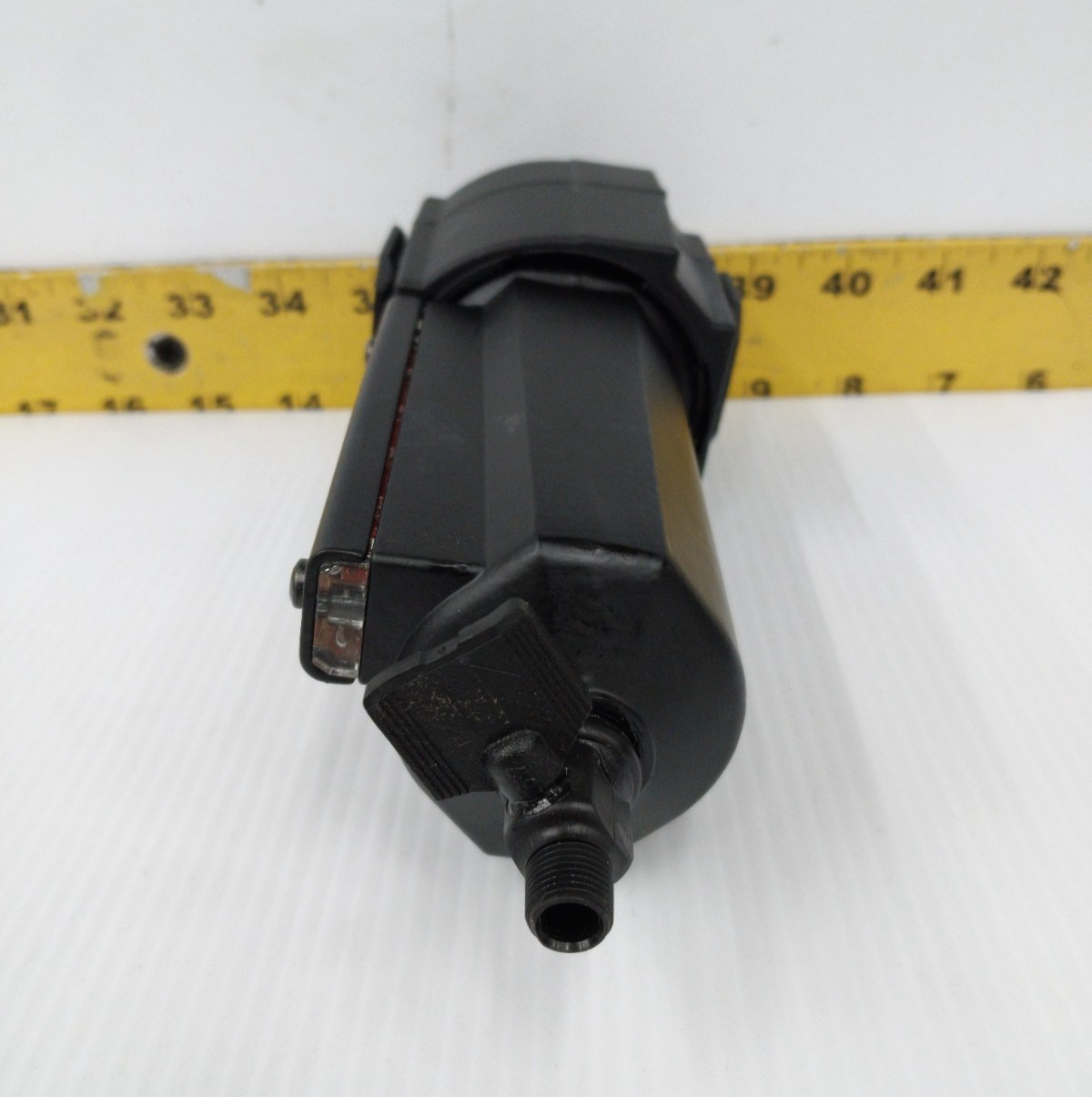 New Norgren Oil-Fog Lubricator 1/2″ NPT Ports L74C-4AP-QDN