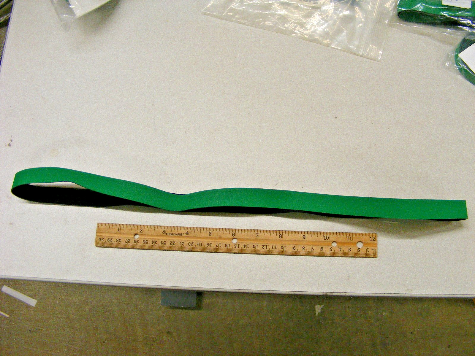 C.P. Bourg 9126279 Belt COUR.MAT. 02H 1090X20MM (a78)