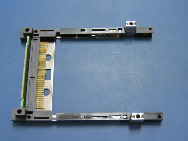 FCI 95572-005 Qty of 1 per Lot 68 Position Card Connector PCMCIA – Type I II