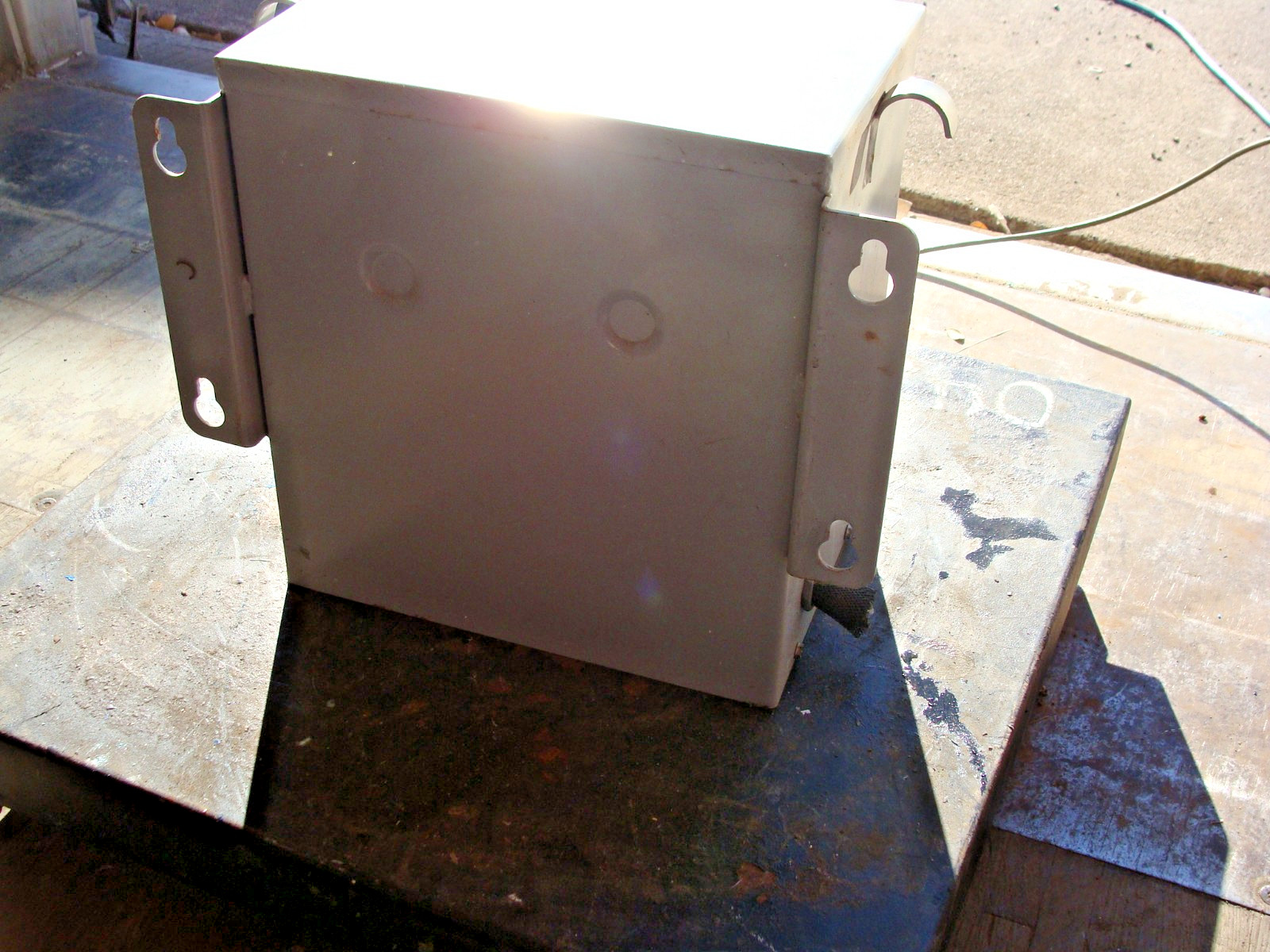 EMERSON HEVI-DUTY TRANSFORMER HT5F3AS 3 PH 3 KVA 240/480V