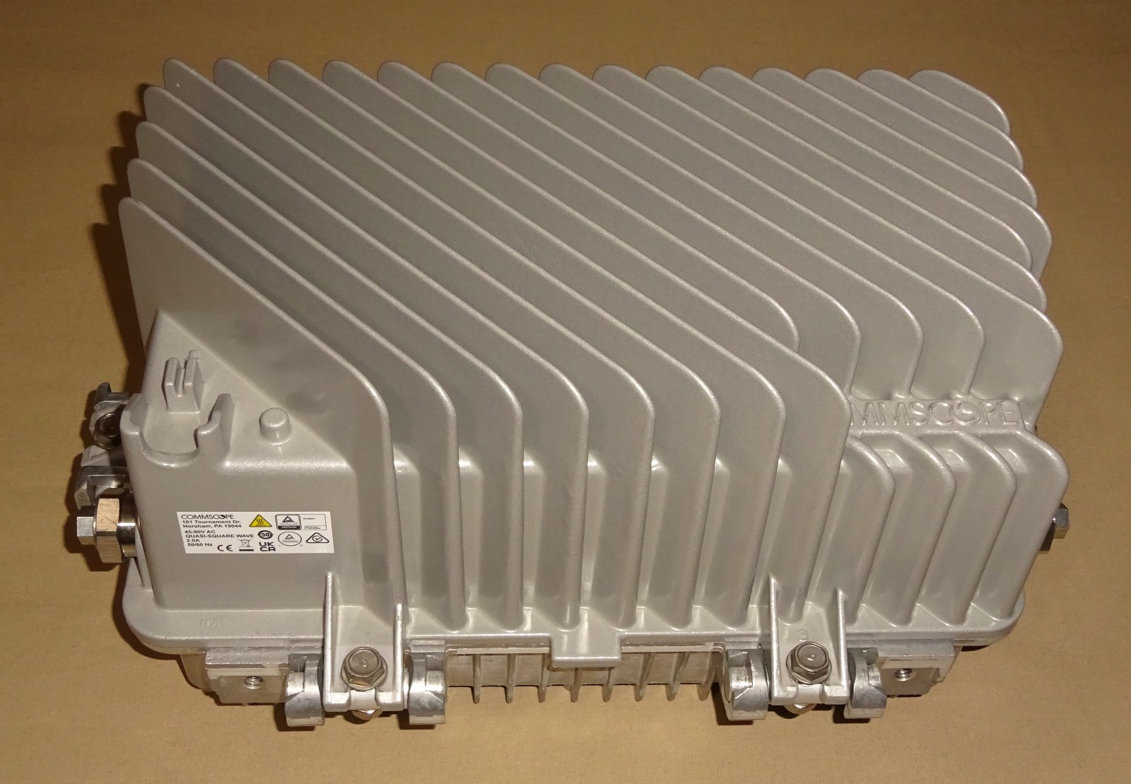 Commscope FDX-LE-XX-XFX Amplifier FDXLEXXXFX NEW