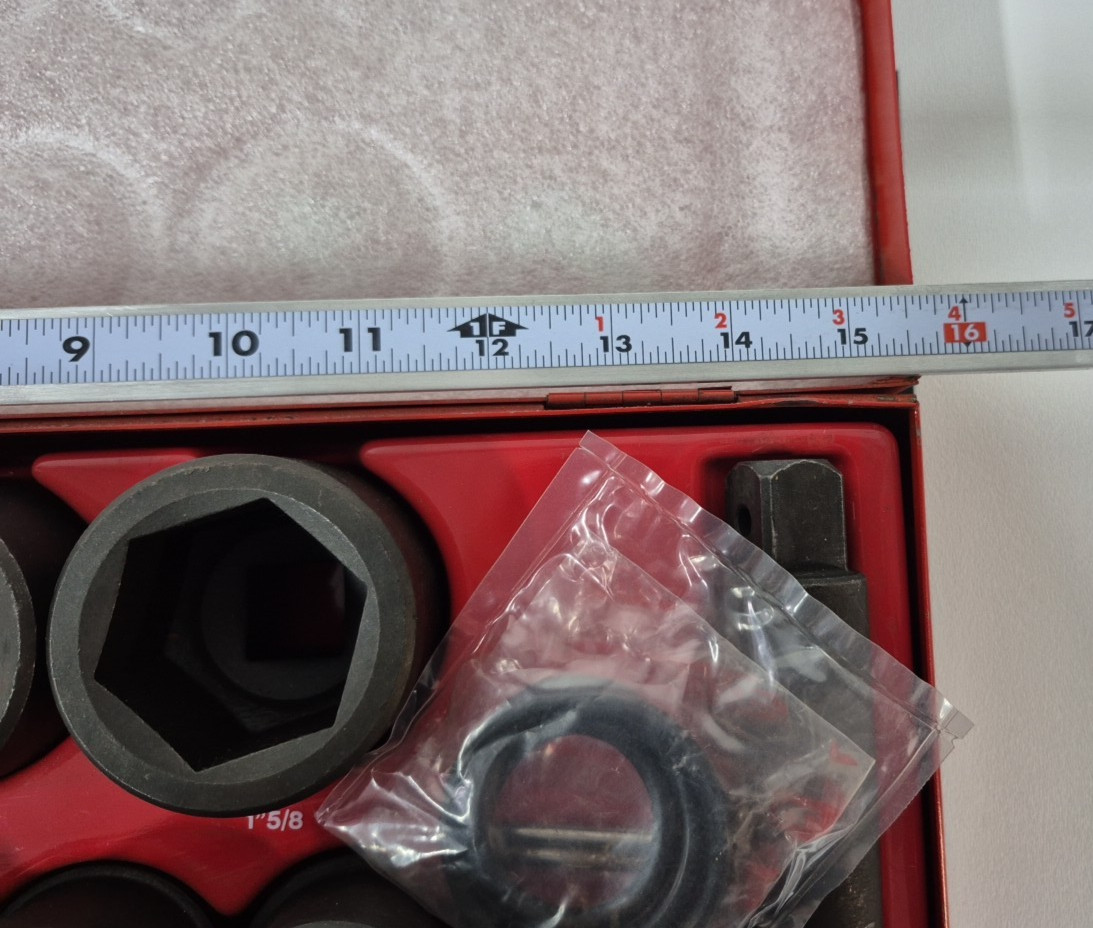Facom 6-PT Impact Socket Set, 3/4″ – 1-5/8″, 3/4″Drive , NK.500U, Used
