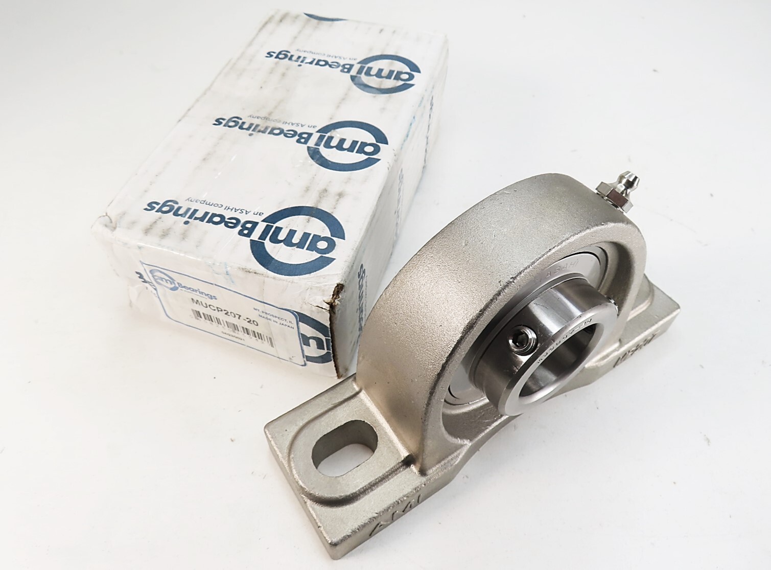 AMI Bearings MUCP207-20 2-Bolt Base 1-1/4 in Bore 304 Stainless Steel NEW IN BOX