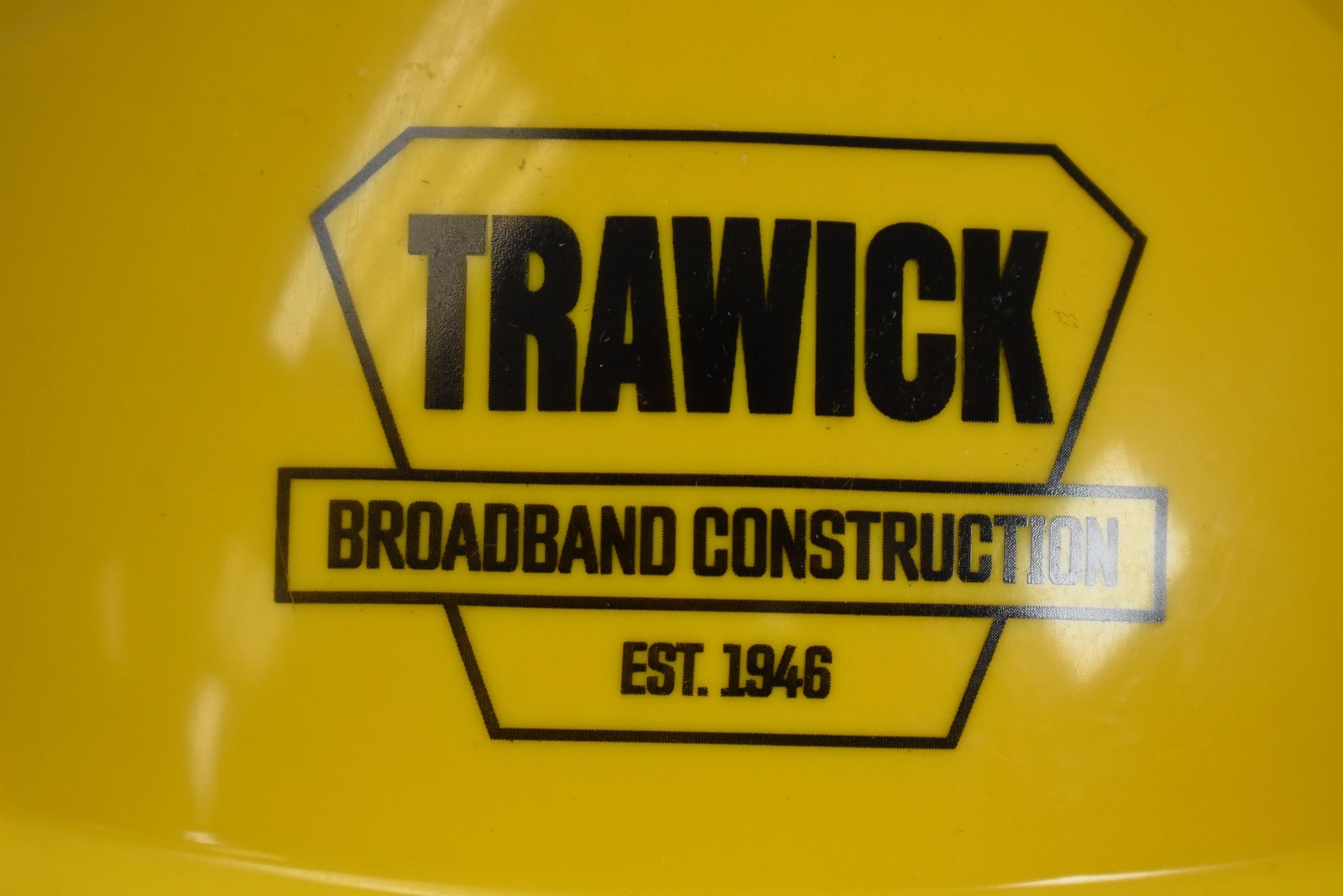 JSP EV6161V Full Brim Vented Hard Hat Helmet Yellow Made in UK Adjustable PPE