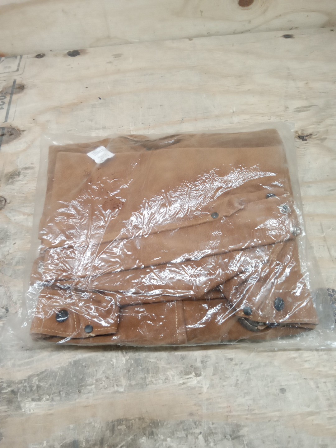 Tillman 3821-20 Dark Brown Side Split Cowhide Cape Sleeve 20″ Bib Combo Large