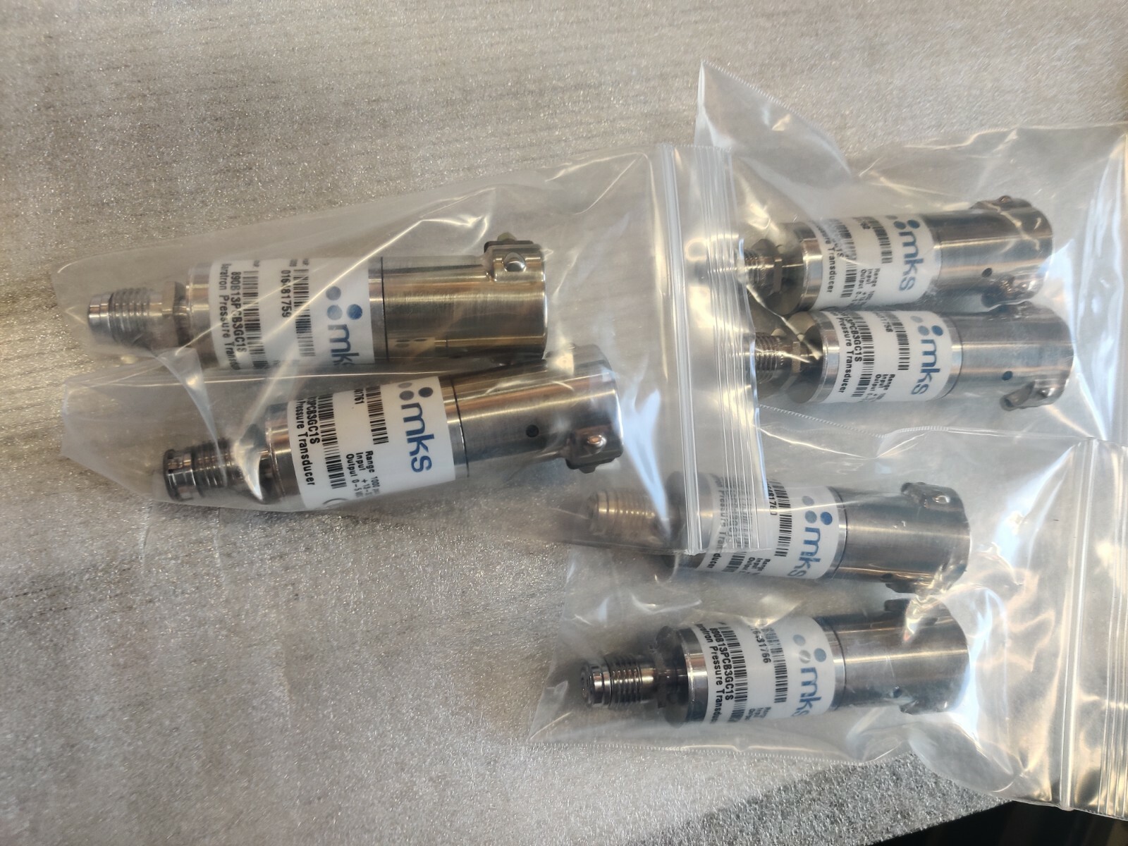 MKS Baratron Pressure Transducer 1000 PSIA, 890B13PCB3GC1S Same day shipping!!