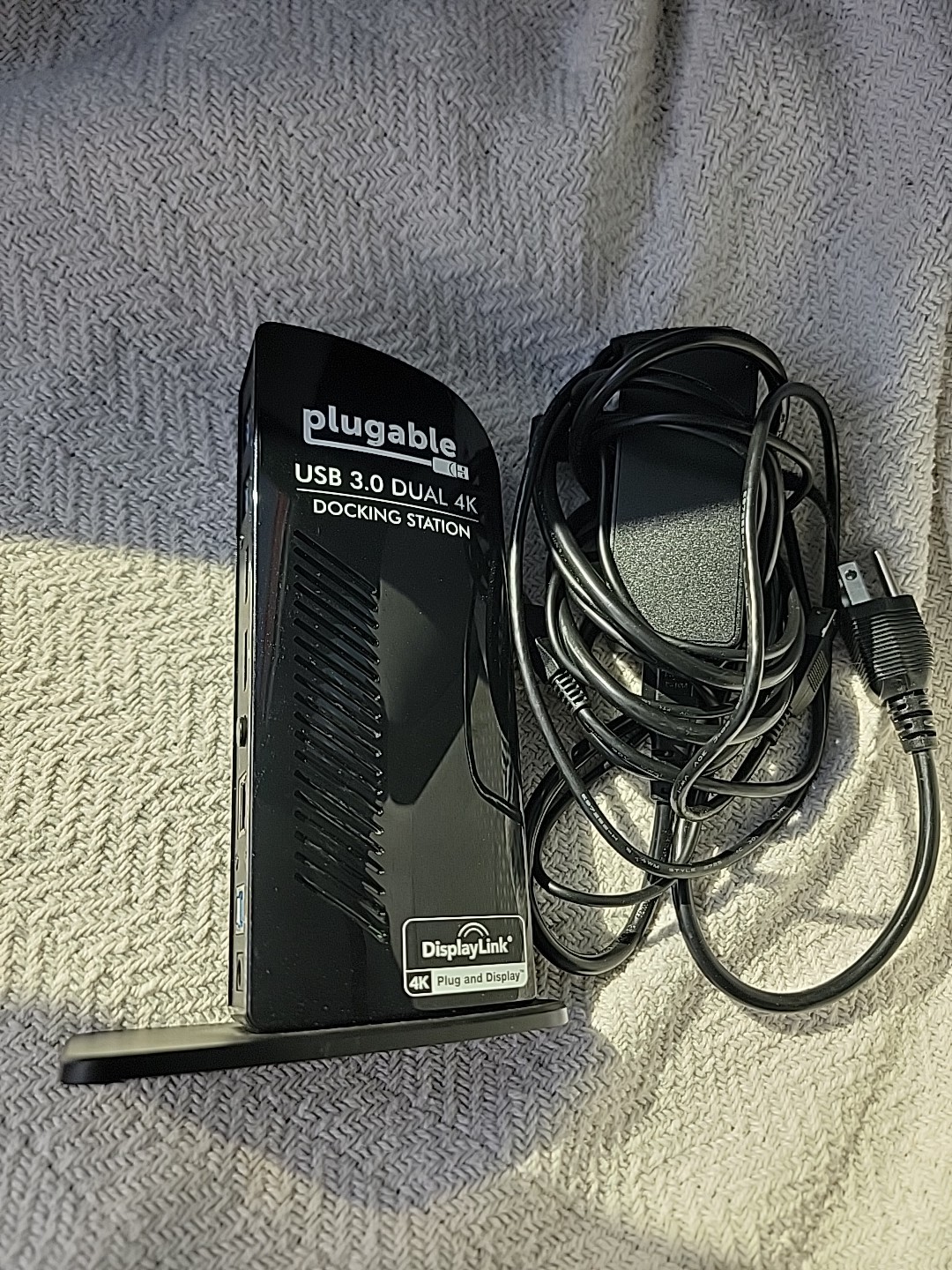 Plugable UD-6950 USB 3.0 Dual 4K Docking Station