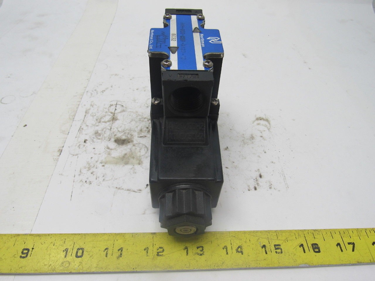 Northman SWH-G02-C2B-A120-10 Hydraulic Directional Valve 110V Single Solenoid