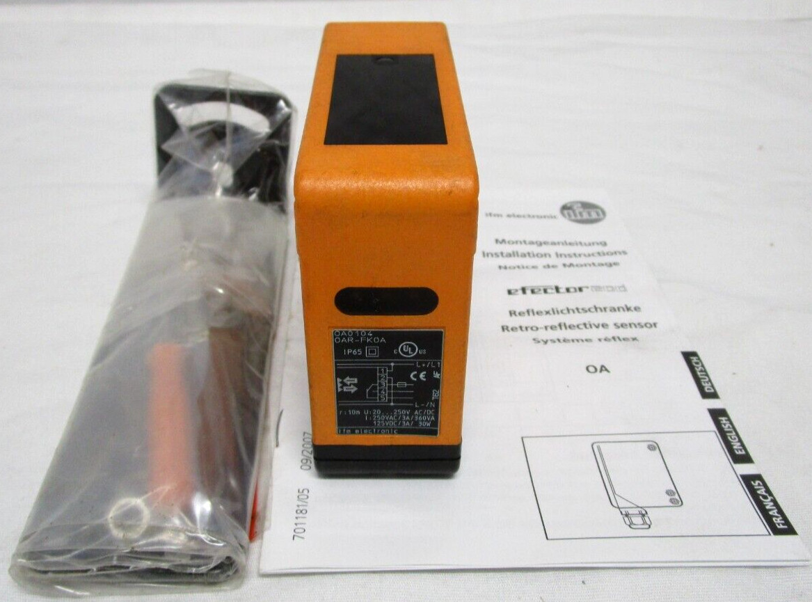 NEW IFM OAR-FKOA-OA0104 RETRO-REFLECTIVE SENSOR
