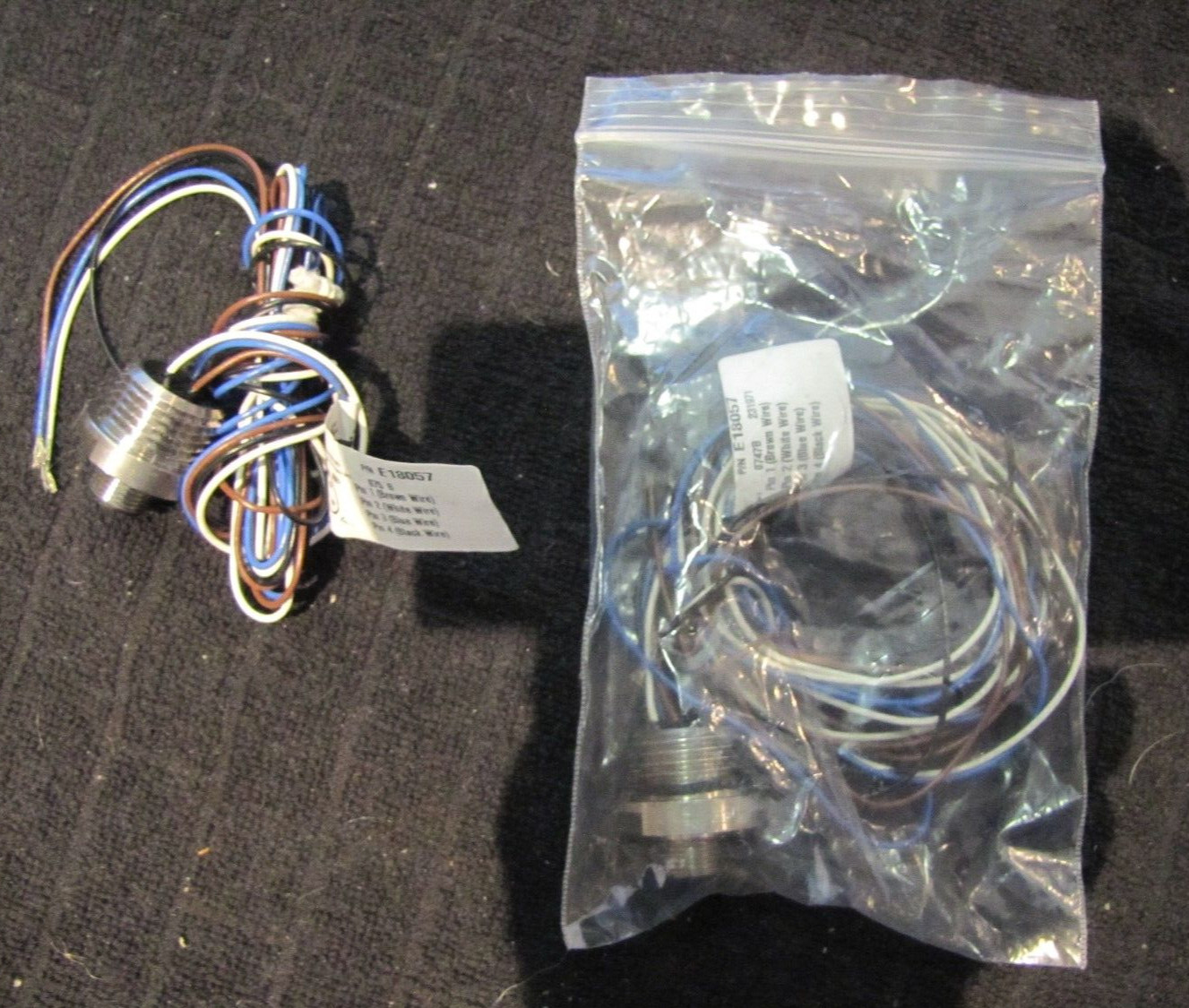 IFM EFECTOR E18057 M12 Male Receptacle 1/2″ NPT New Sealed
