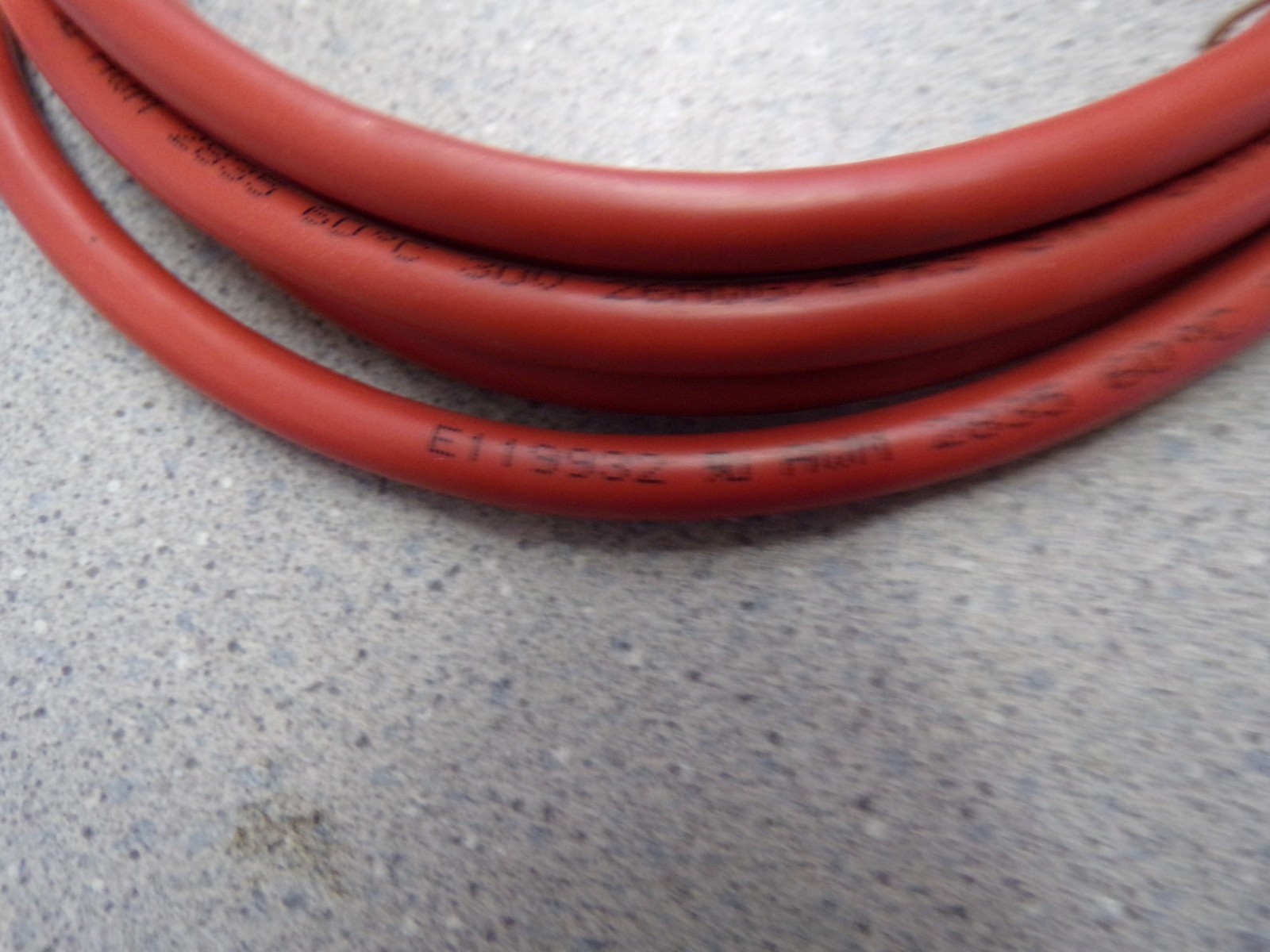 NEW E119932 AWM 2835 30V 26AWG Cat 6A Patch Cable 6′ *FREE SHIPPING*