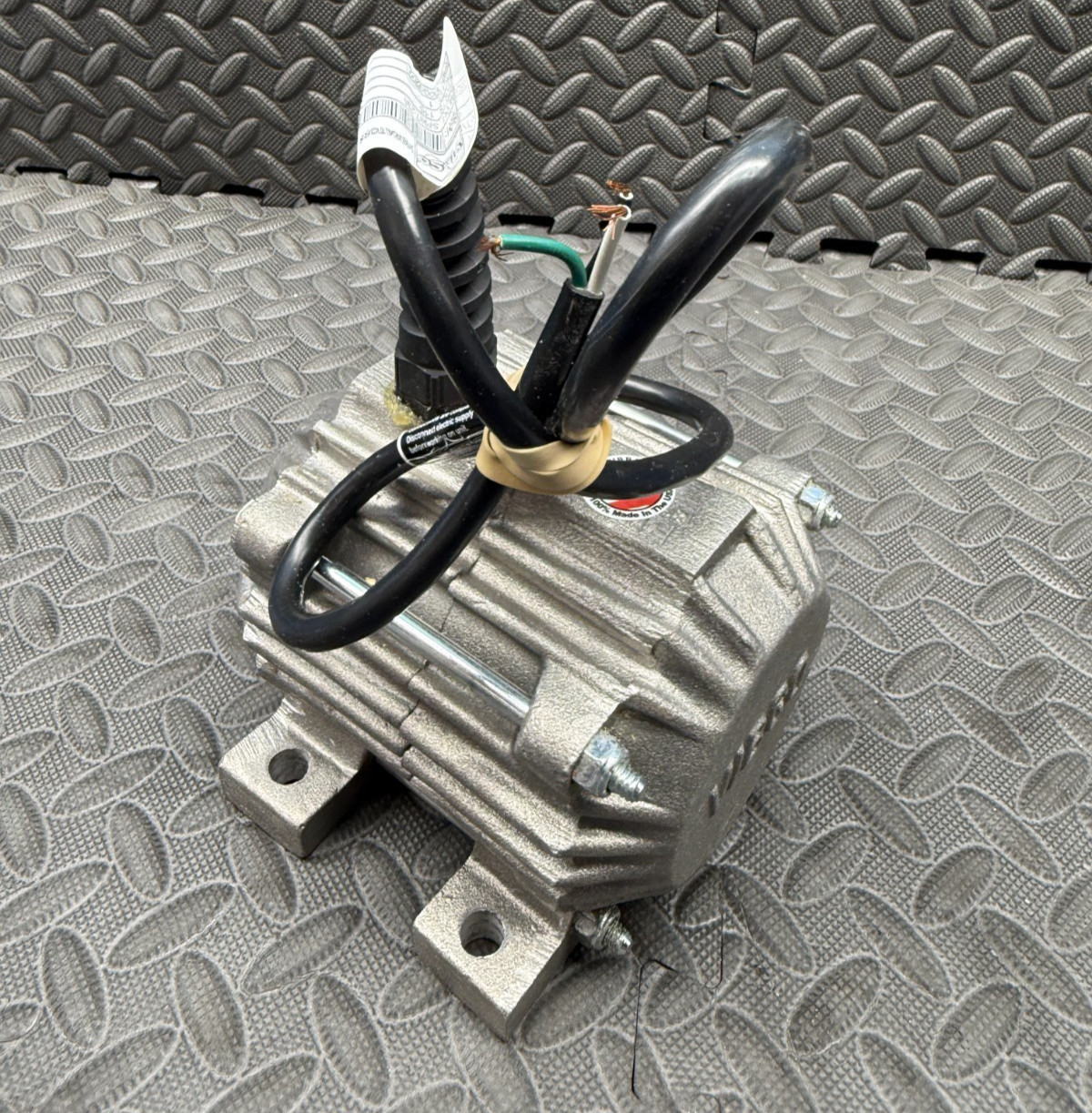 Vibco SPWT-21A Single Phase 115V 3000/3200RPM Electric Vibrator Motor