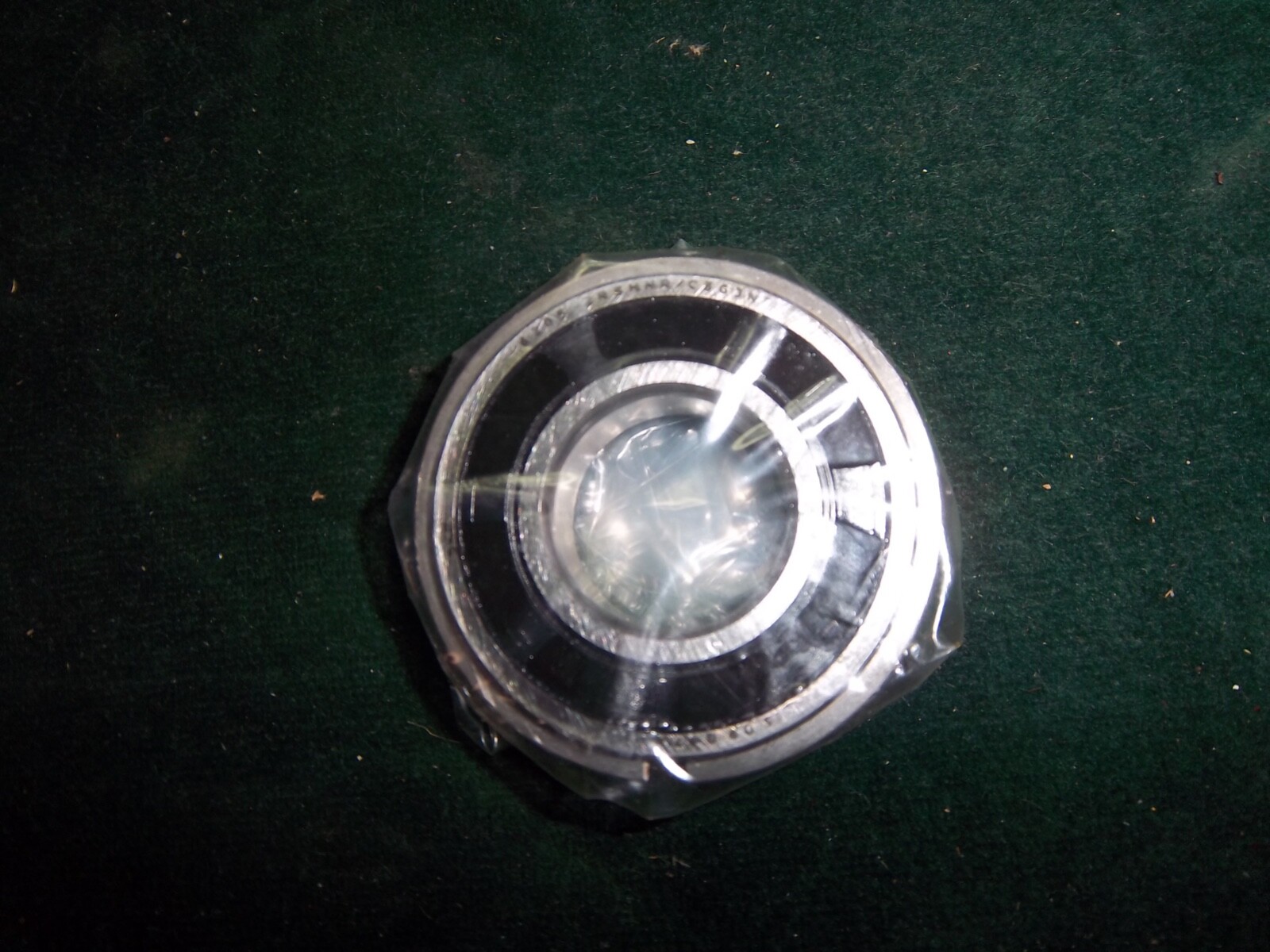 SKF 6205-2RSNR-JEM Bearing ~ New In Box ~ Aisle L