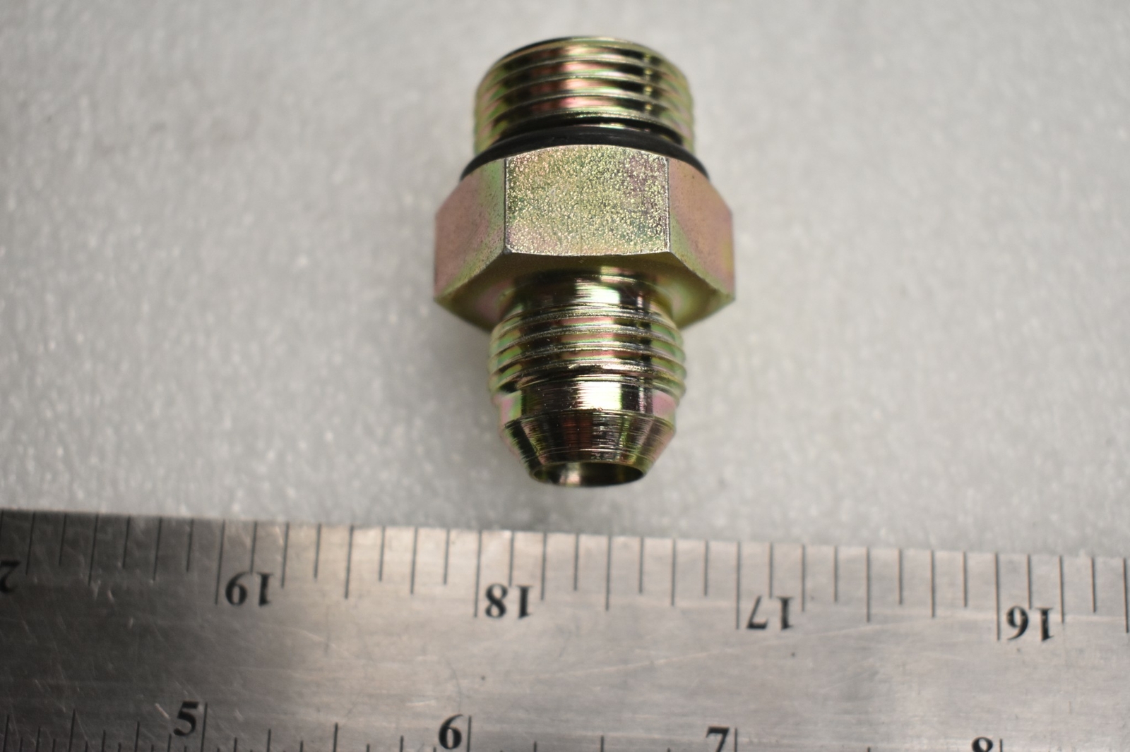 LOT OF (4) 6400-08-10-O-BB Straight Adapter – 1/2″ Male JIC 37° Flare x 5/8″