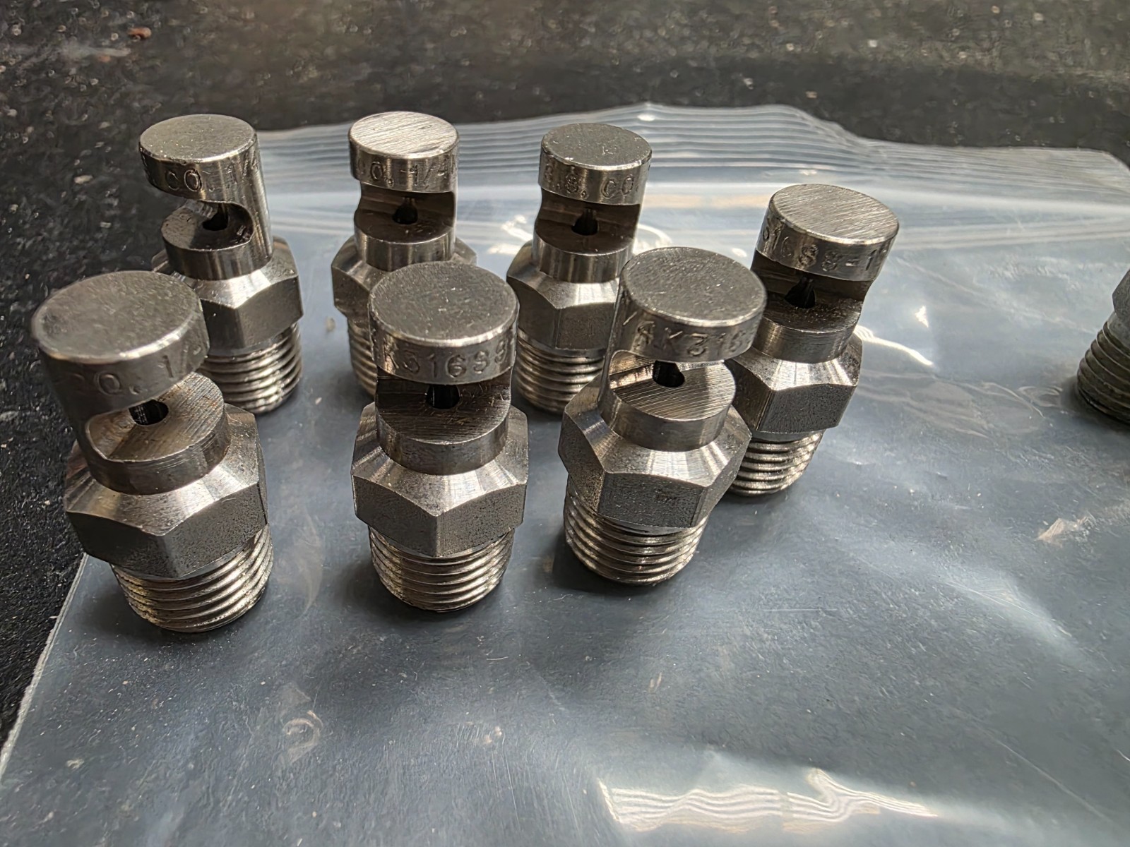 Lot of 10 Spraying Systems Stainless Steel Spray Nozzles H1/4U & 1/4K316