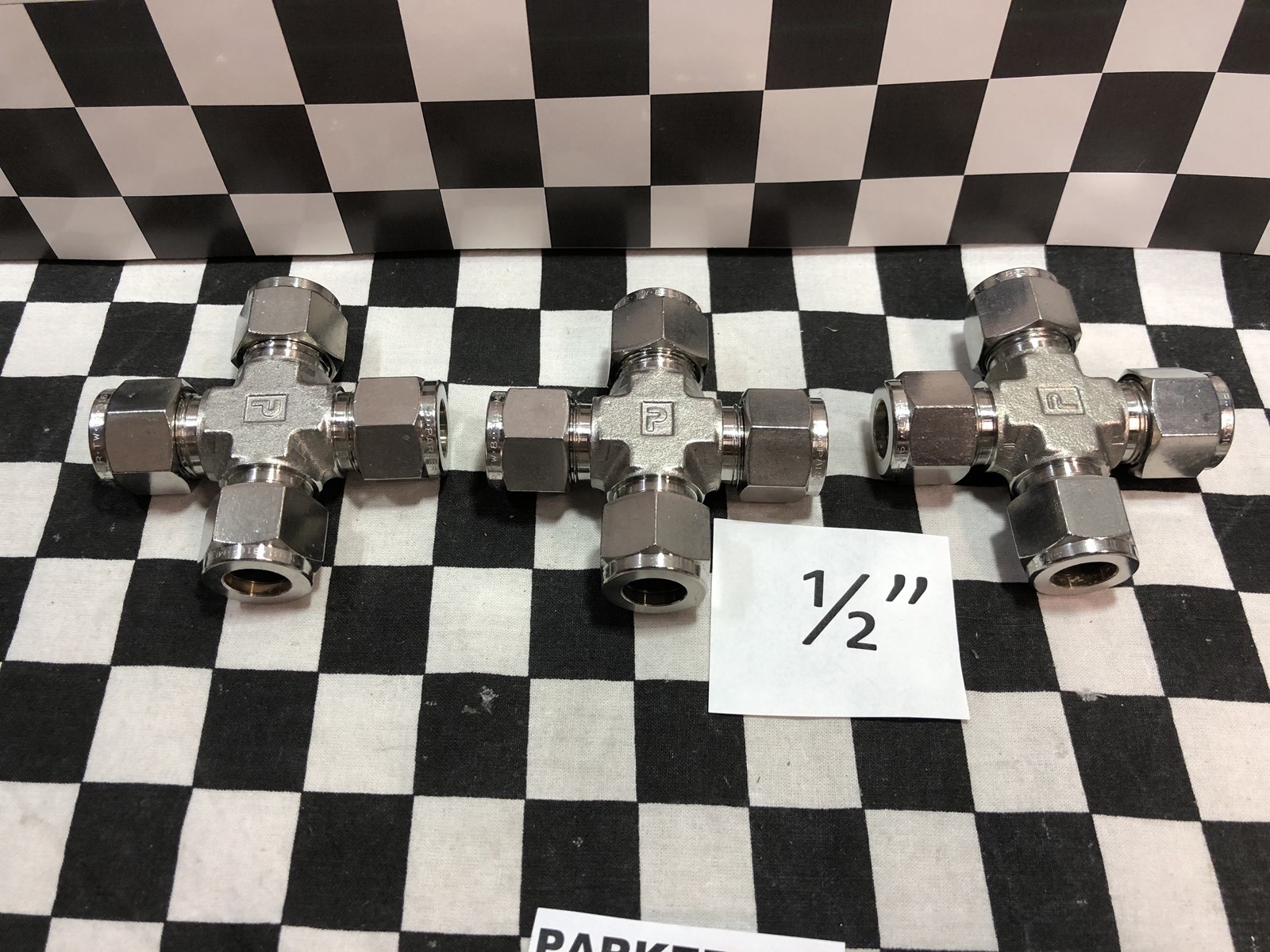 LOT OF 4 PARKER CROSS UNION 1/2″ & 3/4″, 8ECR8-316 & 12ECR12-316, #1622C3