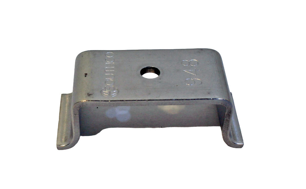 Lot of 2 each Southco 64-906-12 Push to Close Latches With Southco Latch Bracket