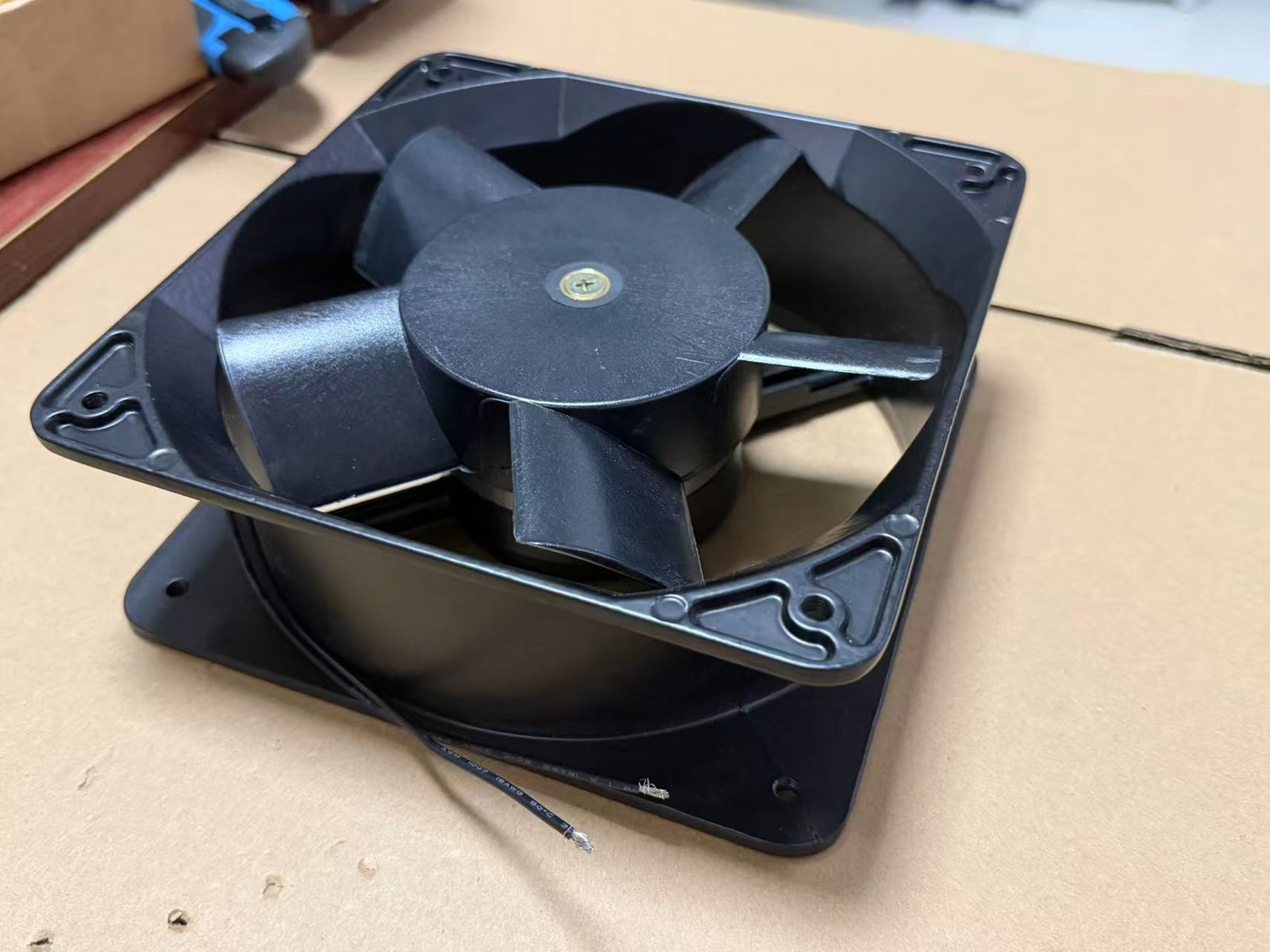 SINWAN S180FAP-22-1/2 200/240V 18CM Axial AC Cooling Fan