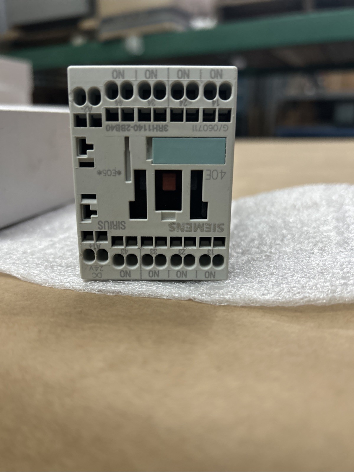 NICE NEW Siemens Contactor Relay, 3RH1140-2BB40 US Stock