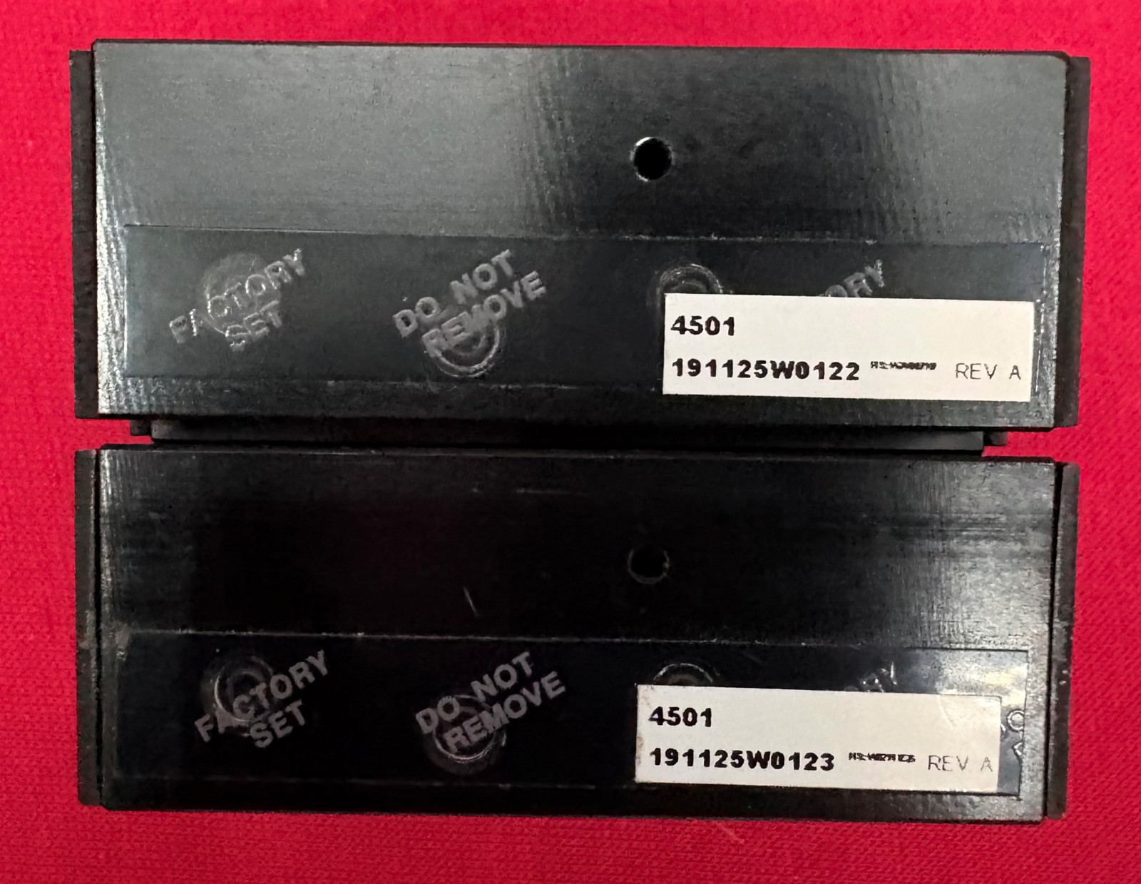 PARKER 4501 LINEAR BALL BEARING SLIDE TABLE REV A 1″ TRAVEL – 1 LOT QTY 2