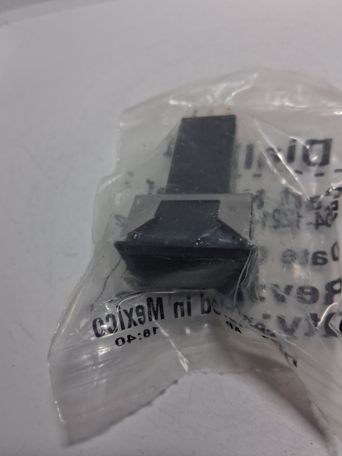 DIALIGHT 554-1221-511 PUSHBUTTON ACTUATOR 5A 125VAC NO/NC 8 PIN NIB
