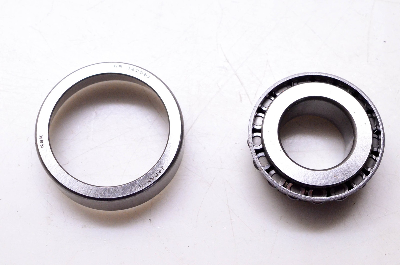 Nissan 40210-FJ100 Bearing NOS