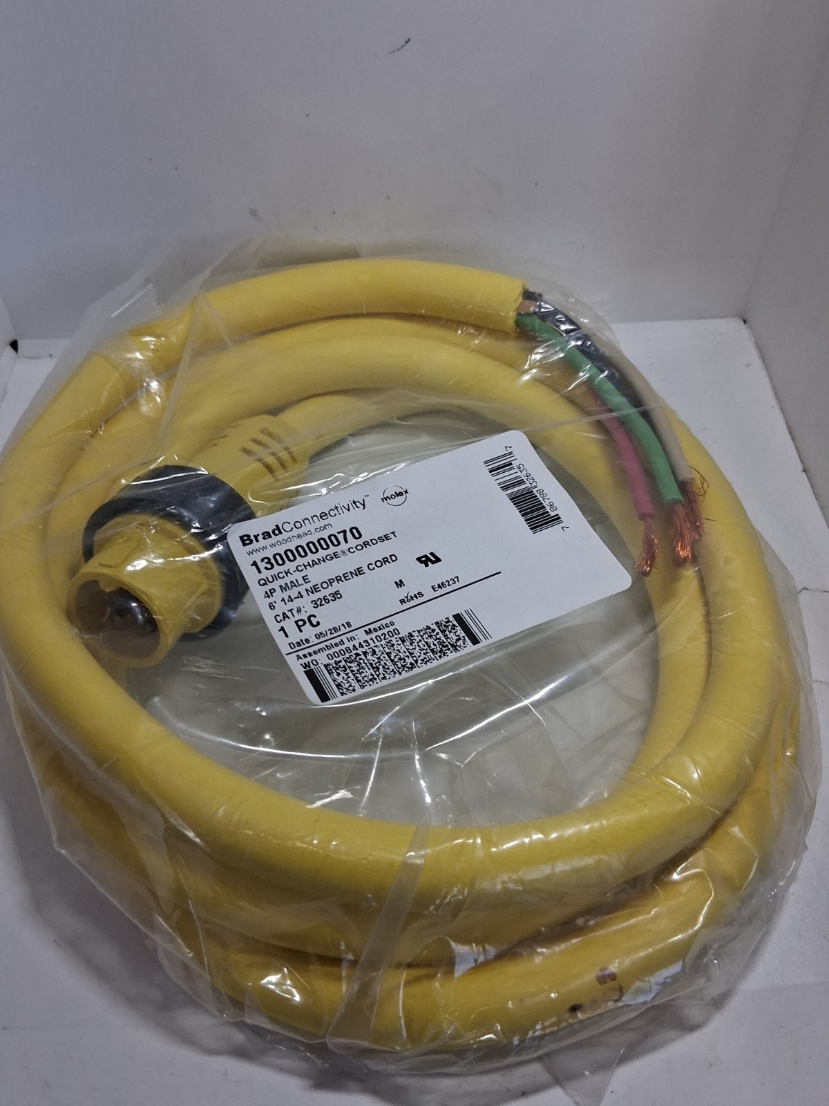 WOODHEAD BRAD CONNECTIVITY 1300000070 CORDSET 4P MALE 6′ NEOPRENE CORD NIB