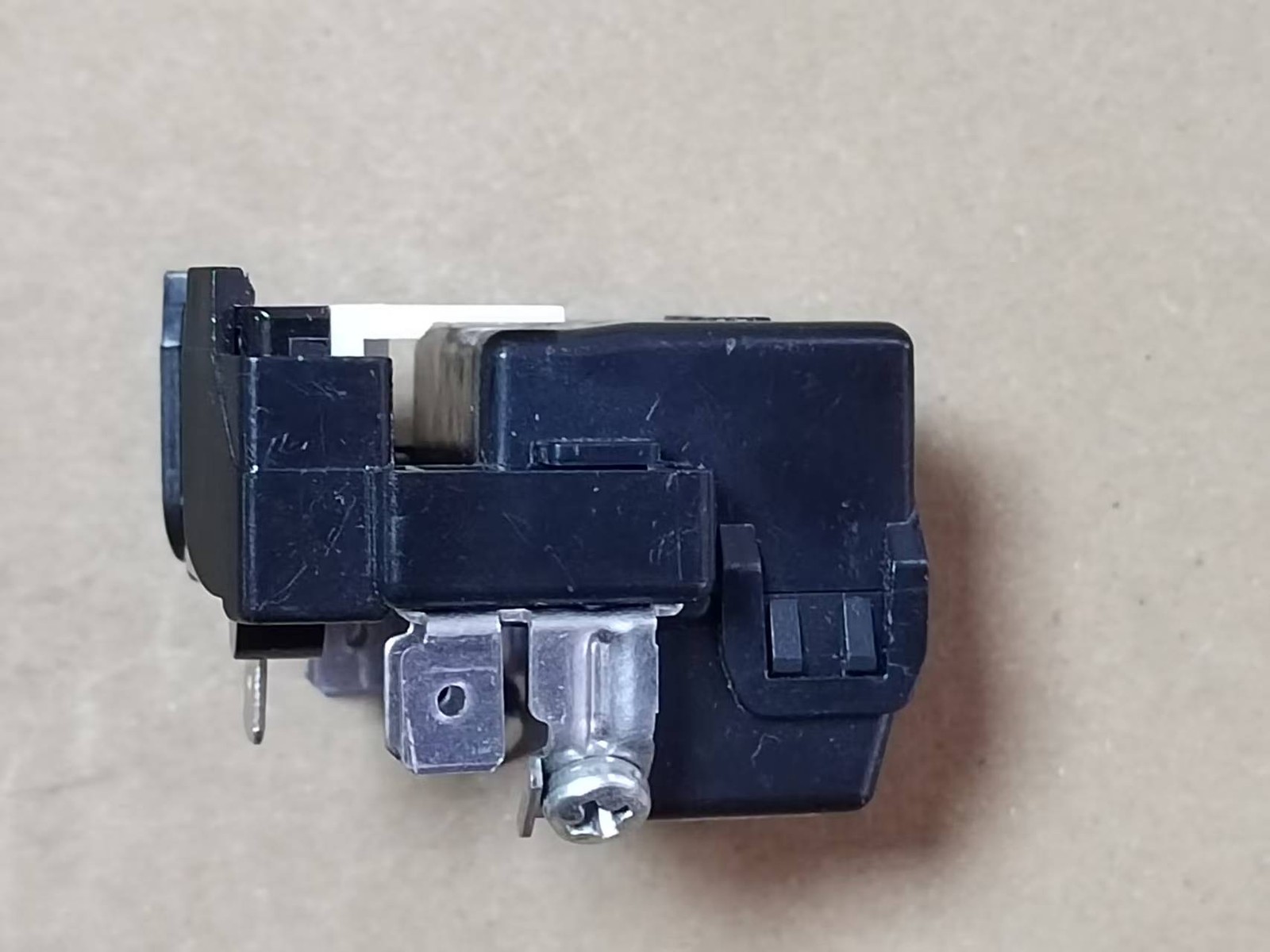 1pcs Refrigerator Start Relay For Embraco Haier Siemens Midea TSD2
