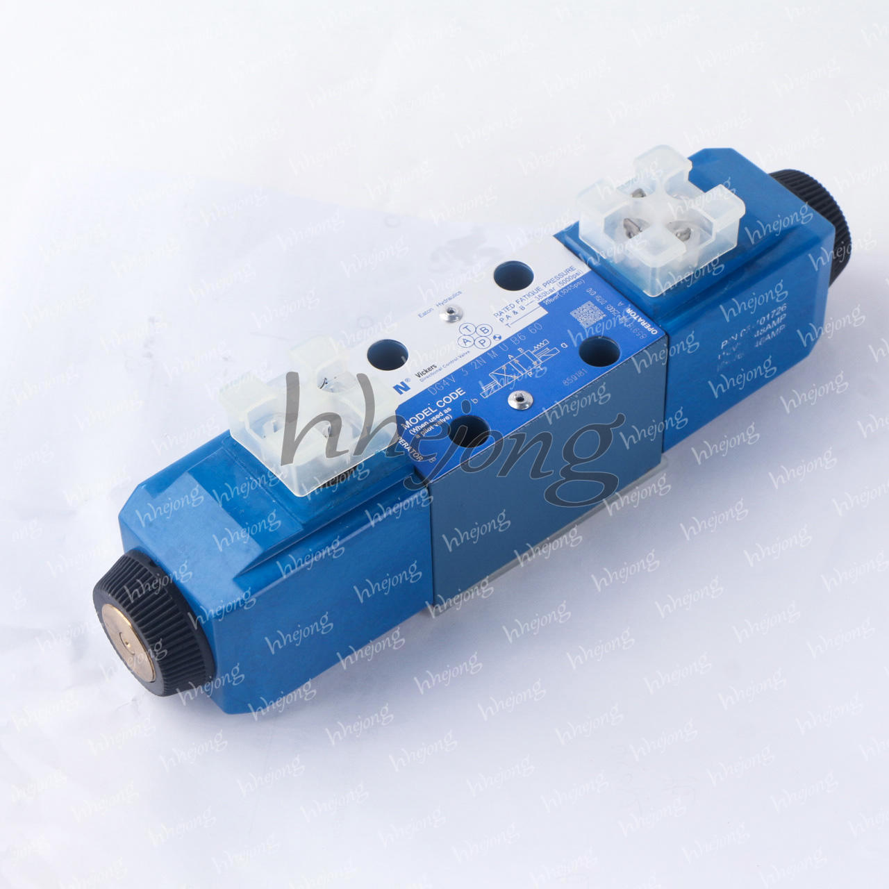 1PC Eaton Vickers DG4V 3 2N M U B6 60 Valve DG4V32NMUB660 new