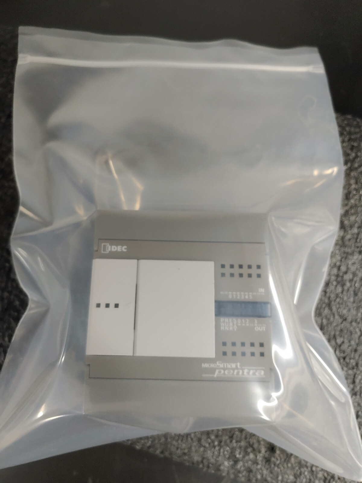 IDEC FC5A-C10R2 MicroSmart Pentra PLC CPU