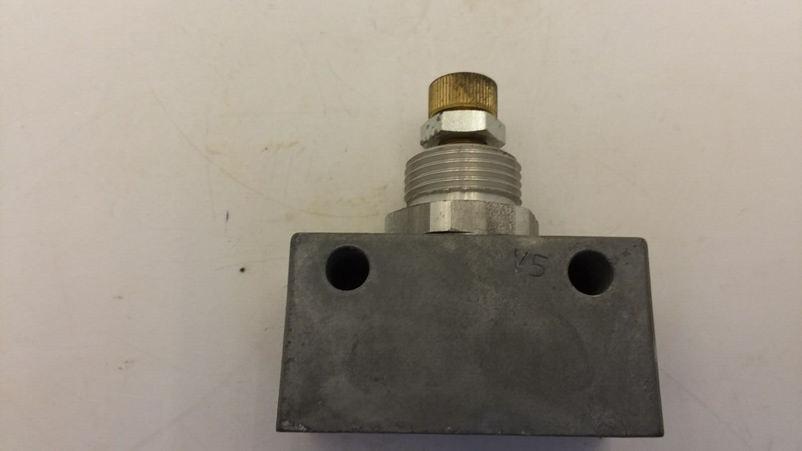 FESTO GRA-1/4B FLOW CONTROL VALVE ONE WAY 0.1 TO 10 BAR 420-780 L/MIN FLOW RATE