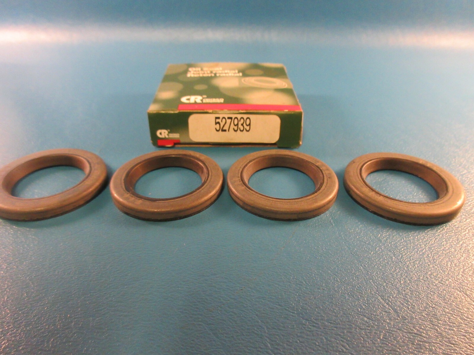 LOT OF 4 Chicago Rawhide (SKF) CR 527939 Single Lip Grease Seal, Solid, Nitrile