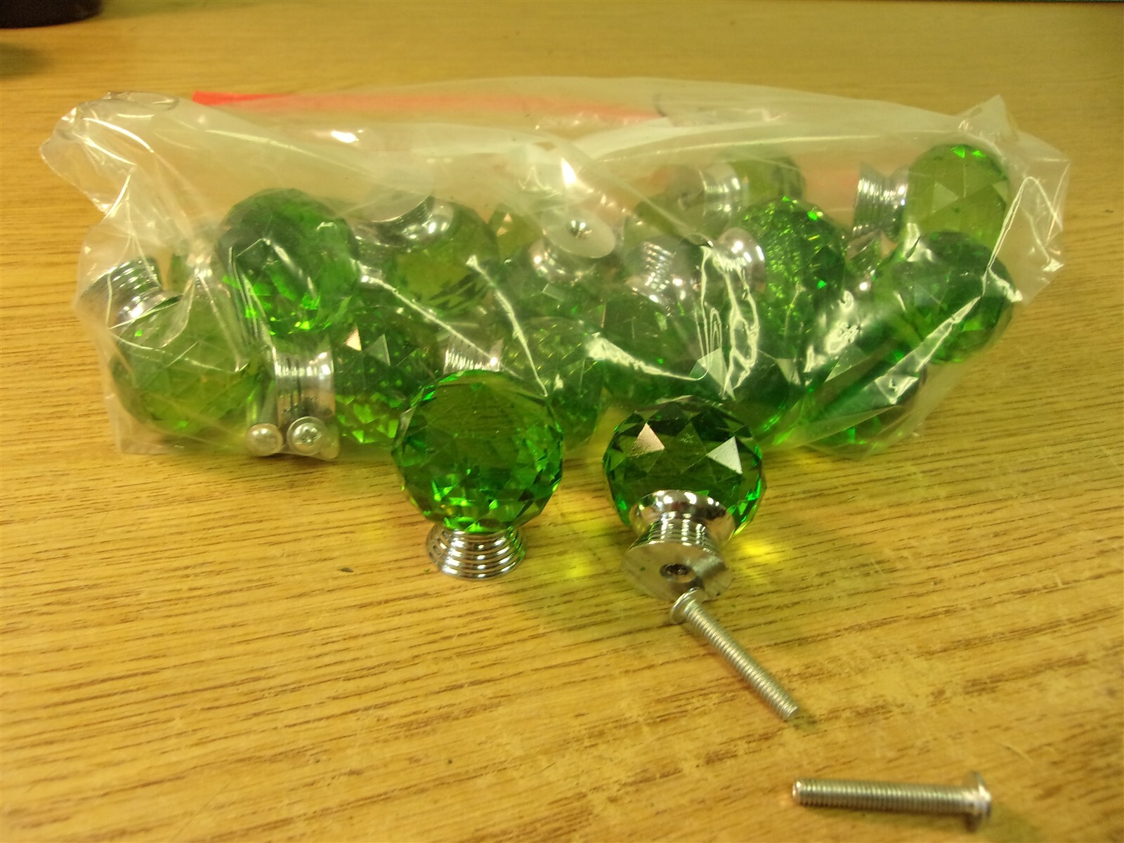 NEW Lot of 24 Green Drawer Knobs with Screws *FREE SHIPPING*