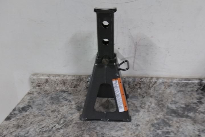 Gray 25TF Stands 2 Pk 25 Ton Load Cap 20 In Max Extended Height Jack Stand